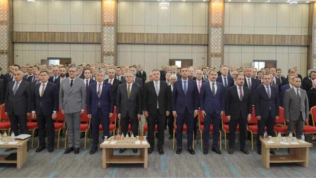 GENEL MÜDÜR KEMAL BÜLBÜL, İLÇE MİLLÎ EĞİTİM MÜDÜRLERİ TOPLANTISINA KATILDI